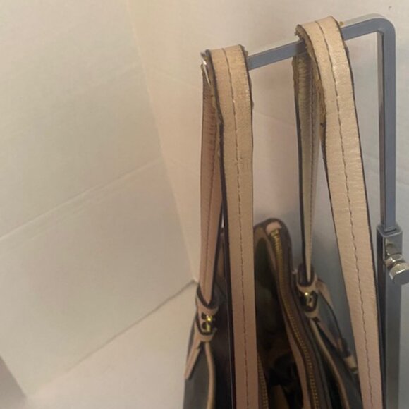 Coach Signature Peyton Double Zip Carryall Shoulder Bag - Picture 3 of 8